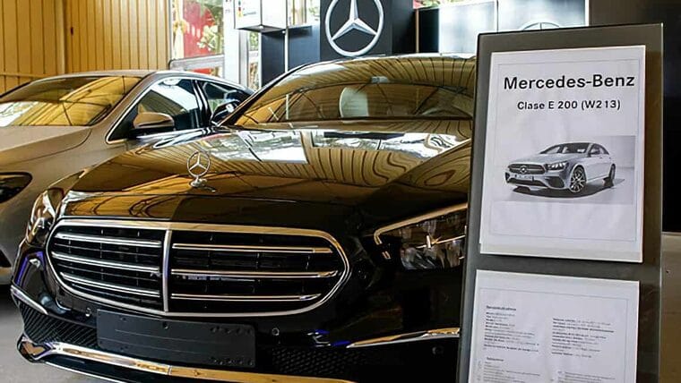 La Mercedes Benz se exhibe en La Habana: estos son los precios