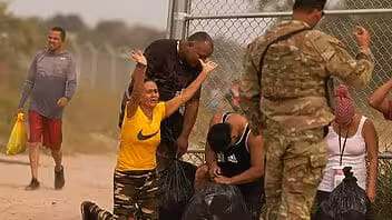 La entrevista de miedo creíble en la frontera será determinante para deportación de cubanos desde EE.UU