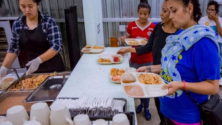 Indocumentados en Estados Unidos también pueden obtener un préstamo. Te decimos cómo