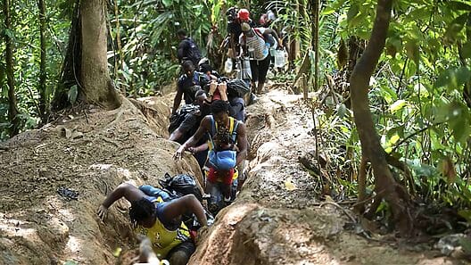 Miles de cubanos han cruzado la selva colombiana en lo que va de año con destino a Estados Unidos