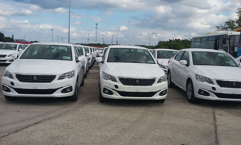 rentar un auto en Cuba