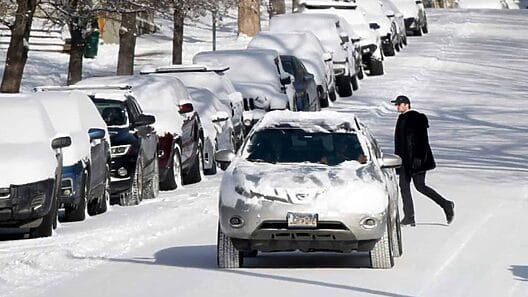 Tormenta invernal en Estados Unidos rompe planes navideños