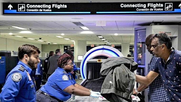 ¿Viajas desde el aeropuerto de Miami? Ya no tendrás que hacer fila para embarcar