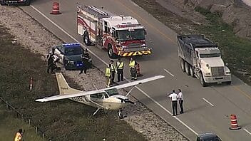 Avioneta realizó aterrizaje de emergencia en popular vía de Miami