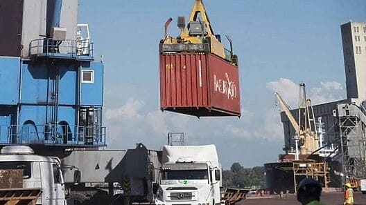 Argelia dona a Cuba toneladas de alimentos