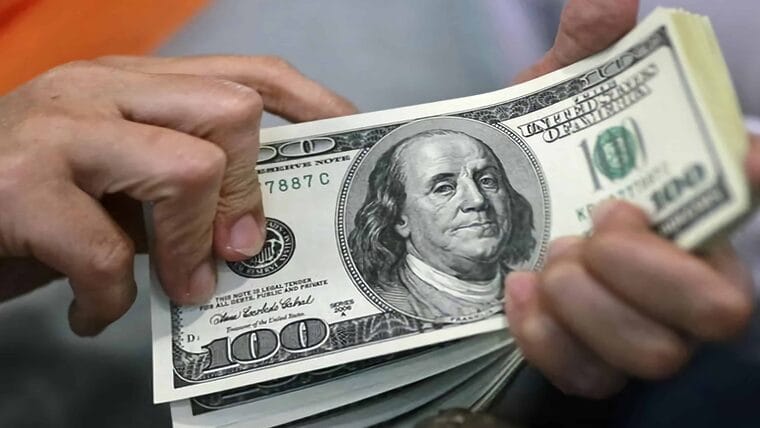 Así está el dólar estadounidense en el mercado informal cubano. ¿Seguirá bajando?