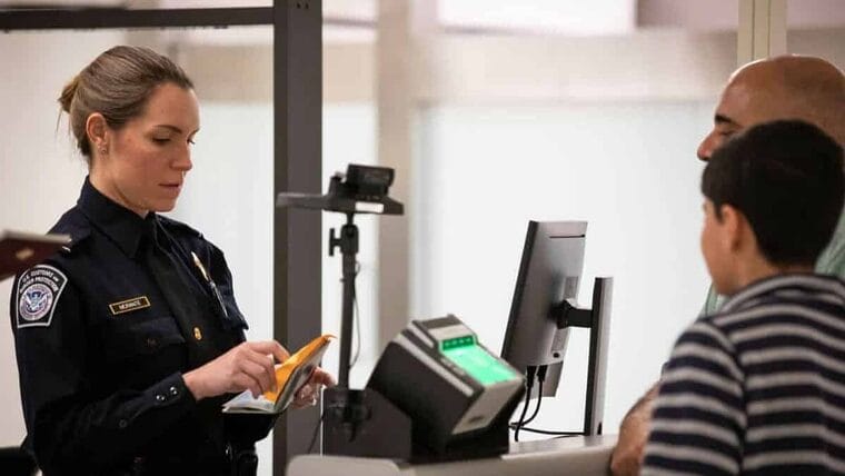 Deportan desde EE.UU a una cubana con “parole”: ¿Qué pasó?