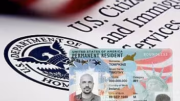 USCIS activa el formulario G-325R para el registro obligatorio de extranjeros en Estados Unidos