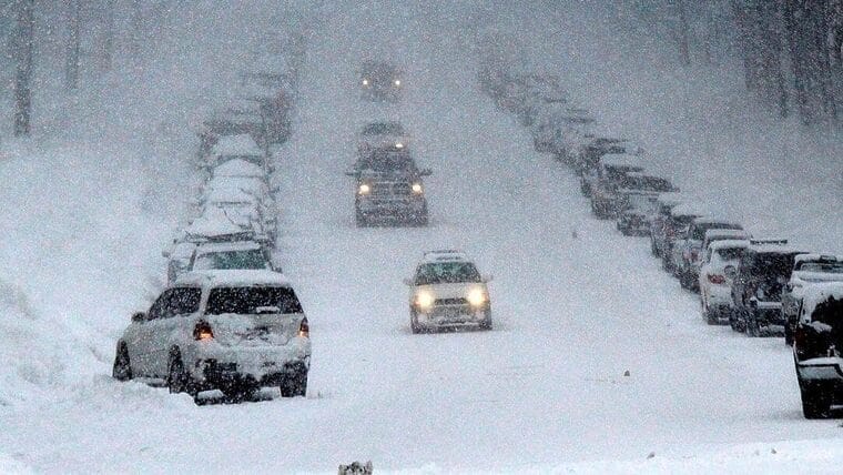 Una fuerte tormenta atmosférica podría causar grandes peligros en California