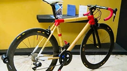 Fabrican bicicletas de bambú en La Habana