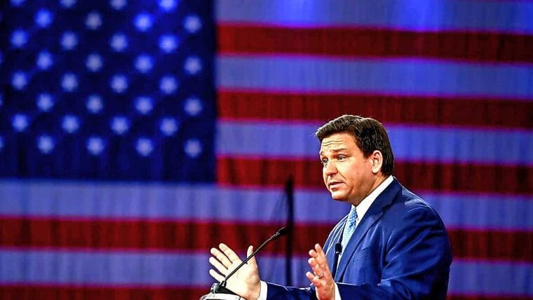 Gobernador de Florida pretende eliminar ciudadanía por derecho de nacimiento para hijos de migrantes indocumentados