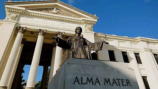 Nuevas normativas en las universidades de Cuba