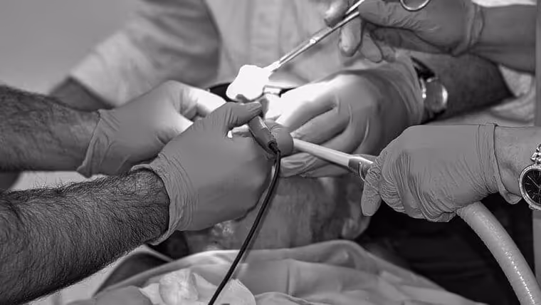 No atenderán a pacientes en Cuba que compren anestesia dental “en la calle”