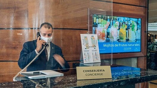 Catástrofe migratoria en Cuba: hotel pierde 30 % de sus trabajadores, restaurante más de 50 empleados
