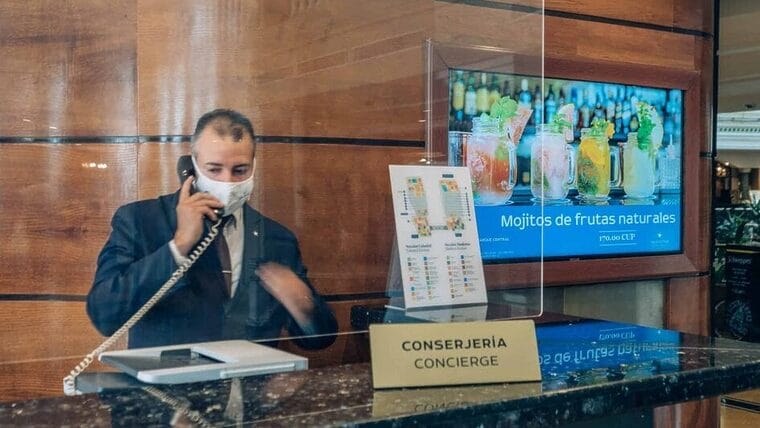 Catástrofe migratoria en Cuba: hotel pierde 30 % de sus trabajadores, restaurante más de 50 empleados