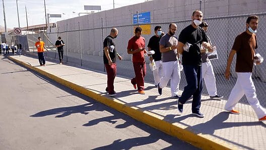 Autoridades mexicanas celebran “tranquilidad” en sus fronteras tras “parole humanitario”