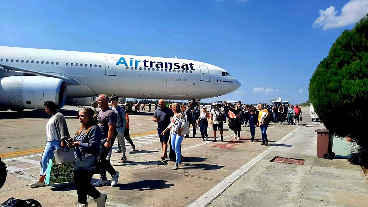Sin vuelos directos desde Canadá: así intenta Cuba mantener a sus turistas