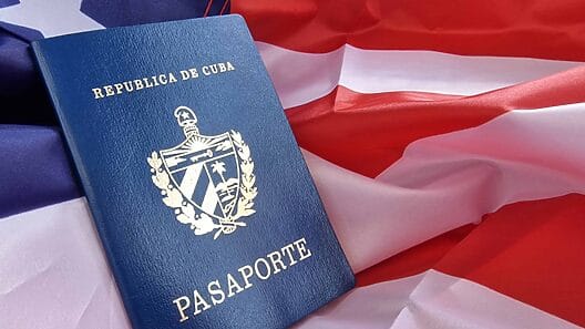 Cuba mantiene prórroga de permanencia en el exterior sin pérdida de residencia para sus ciudadanos