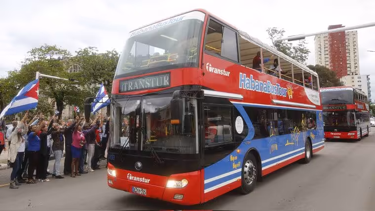Reciben en La Habana al equipo Cuba del Clásico Mundial de Béisbol