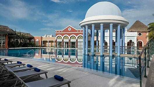 Alemania premia a dos hoteles Iberostar en Cuba
