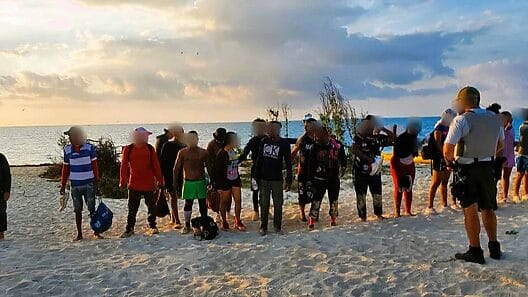Balseros cubanos llegan este sábado al Parque Nacional Dry Tortugas en Florida