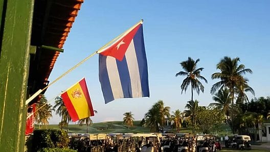 Más de 160 mil españoles viven en Cuba