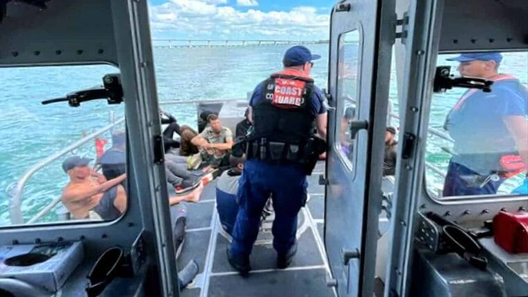 Estados Unidos devuelve a más balseros cubanos