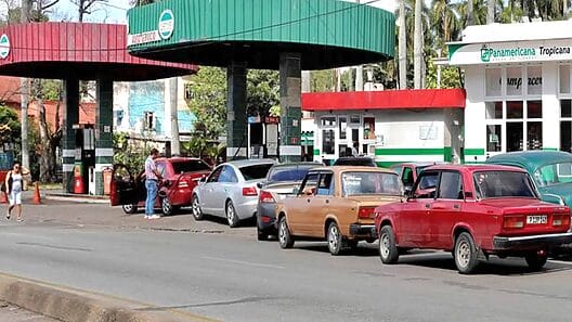 Villa Clara empleará APK Ticket para la venta de combustible