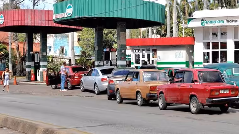 Villa Clara empleará APK Ticket para la venta de combustible