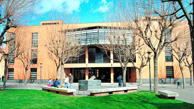 Becas para estudios de maestría en Universidad Carlos III, en España