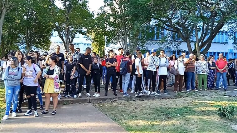Universidades cubanas reajustan la docencia ante escasez de combustible