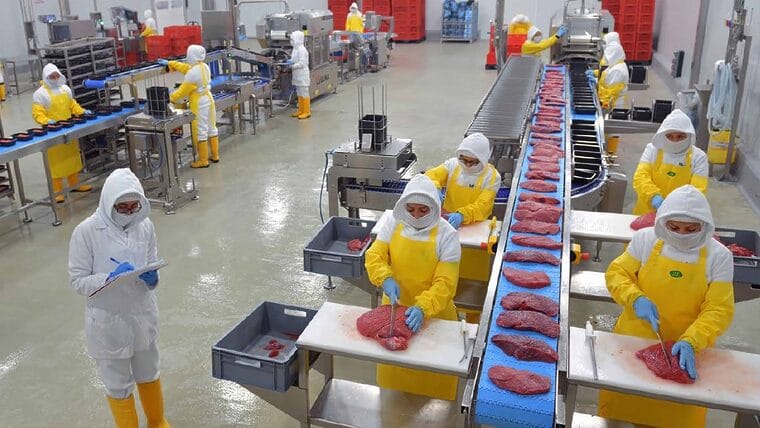 Cuba importará carnes, harina y productos lácteos de Panamá 