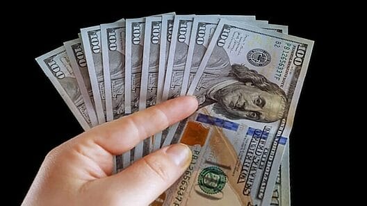 Este es el precio del dólar y otras divisas en el mercado informal