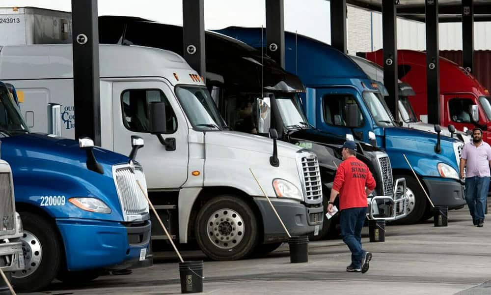 These American workers will receive two bonuses in 2023