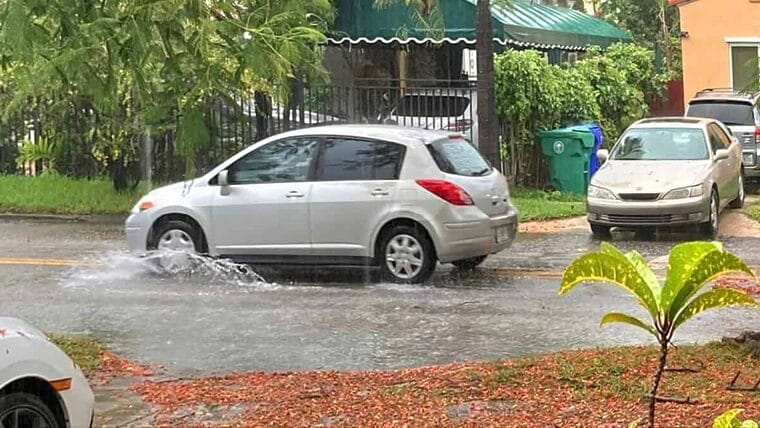 Miami-Dade y Broward sufren inundaciones por fuertes lluvias