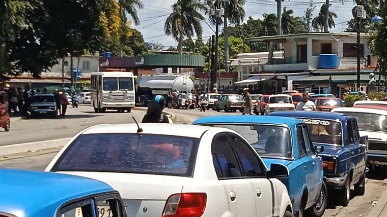 Ministro sobre escasez de combustible en Cuba: “No esperamos llegar al punto cero”