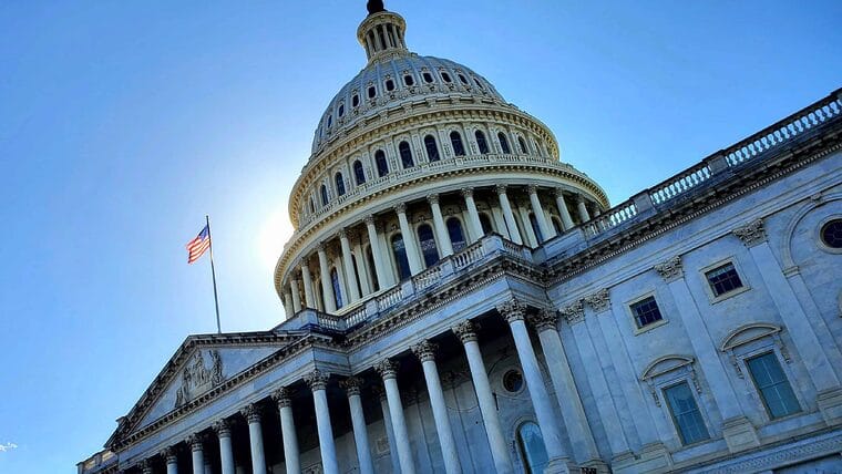 Estados Unidos está obligado a tomar decisiones respecto al techo de deuda