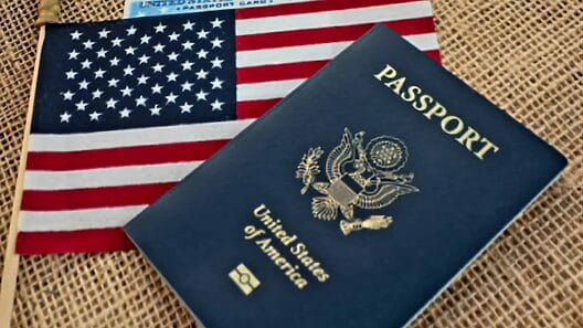 ¿Qué trámites deben realizar los nuevos ciudadanos americanos?