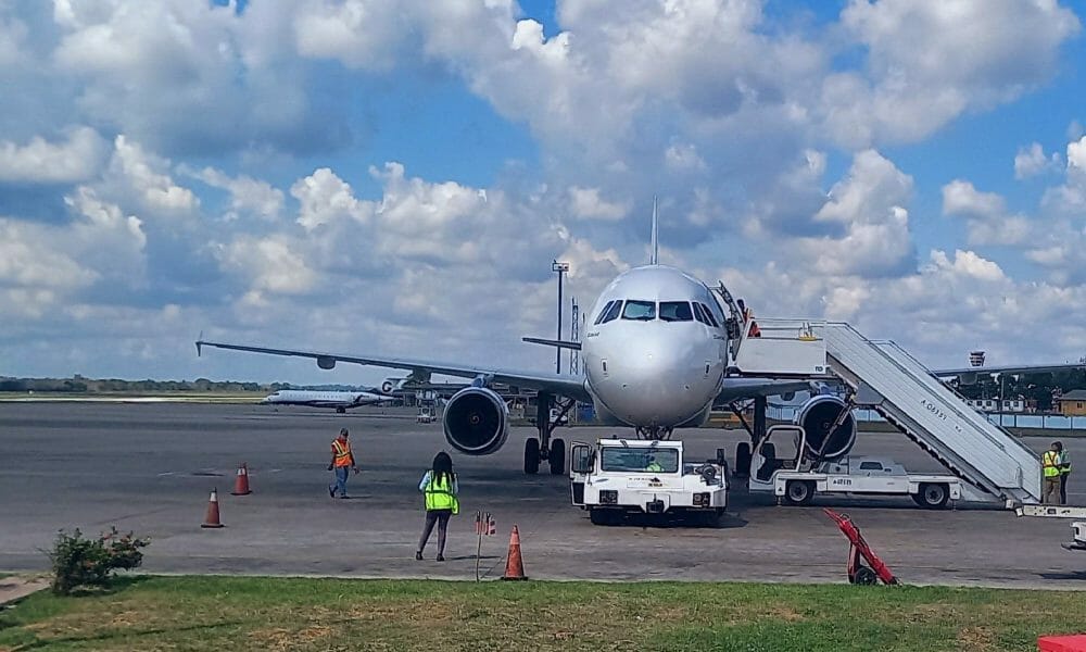 Flights resume between Argentina and Cuba: with six passengers?