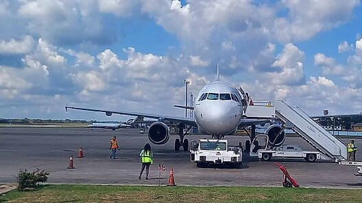 Reinicio de vuelos entre Argentina y Cuba: ¿con solo seis pasajeros?
