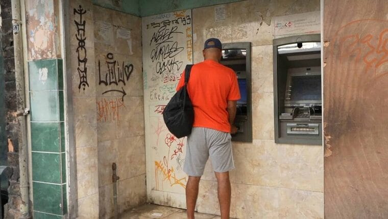 La Habana sigue sin efectivo en los cajeros automáticos