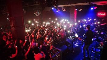Cantautor cubano Carlos Varela ofrece un memorable concierto en Madrid