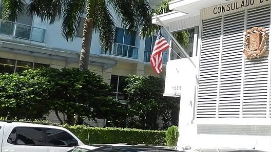 Buscan reabrir importante consulado en Miami