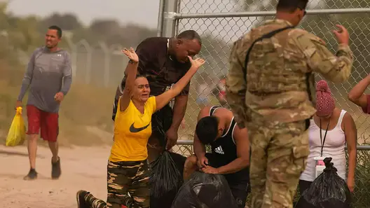 Migrantes cubanos en EEUU: abogada responde sobre formulario I-220 A, parole y deportaciones