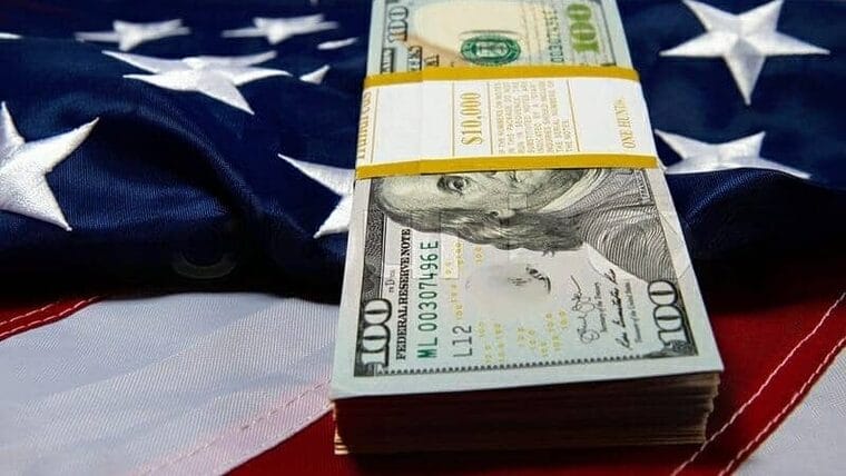Entregarán cheques de estímulo en Estados Unidos durante el verano