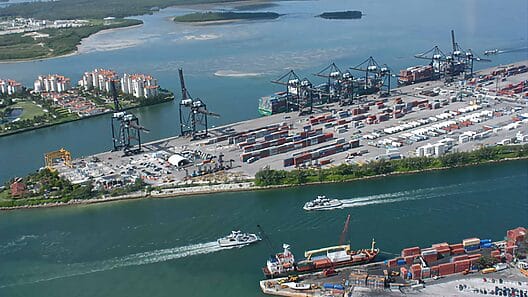 Reiniciaron operaciones en el puerto de Miami tras accidente marítimo