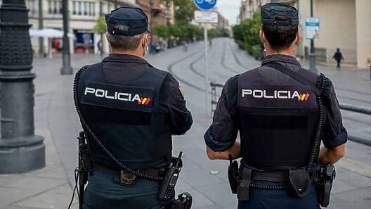 Arrestan a cubanos en España por robar en viviendas de Zaragoza