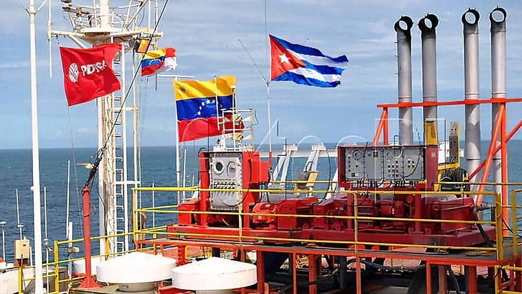 Cuba superó las importaciones de petróleo en mayo desde Venezuela respecto a abril