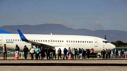 Prevén tercer vuelo de deportación desde EE.UU a Cuba muy pronto