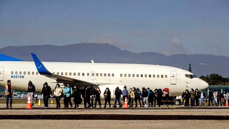 Prevén tercer vuelo de deportación desde EE.UU a Cuba muy pronto